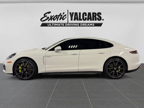 Used 2021 Porsche Panamera 4S w/ Premium Package image 2