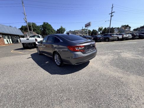 Used 2022 Honda Accord LX image 22