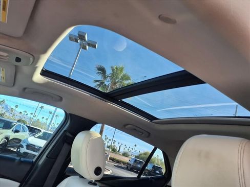 Used 2020 Buick Encore GX Essence w/ Experience Buick Package image 3