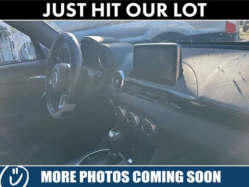 Used 2017 FIAT 124 Spider Lusso image 10