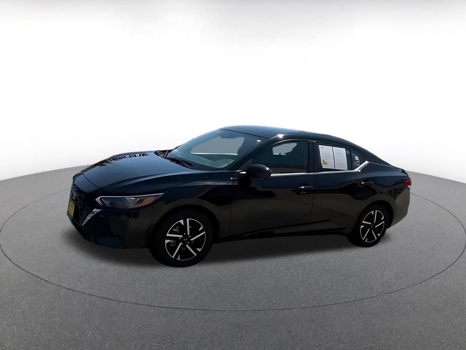 Used 2025 Nissan Sentra SV FWD image 7