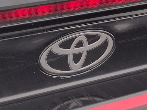 Used 2023 Toyota Prius LE image 12