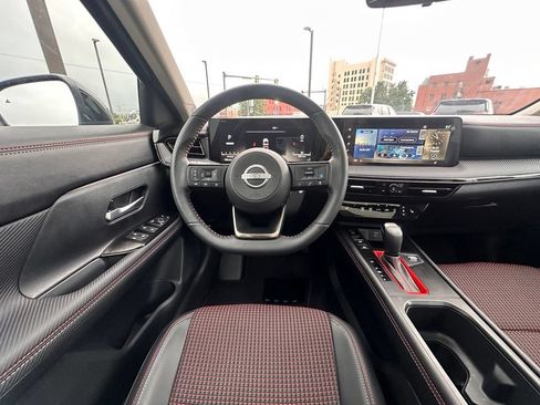 Certified 2025 Nissan Kicks SR w/ SR Premium Package AWD/4WD image 22