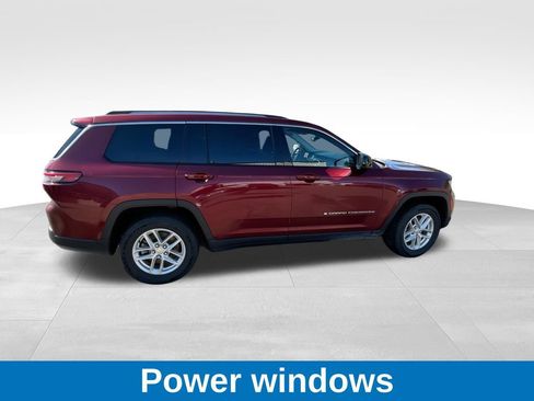 Used 2023 Jeep Grand Cherokee L Laredo image 9