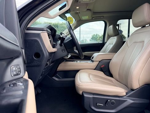 Certified 2024 Ford Expedition Max Limited RWD image 24