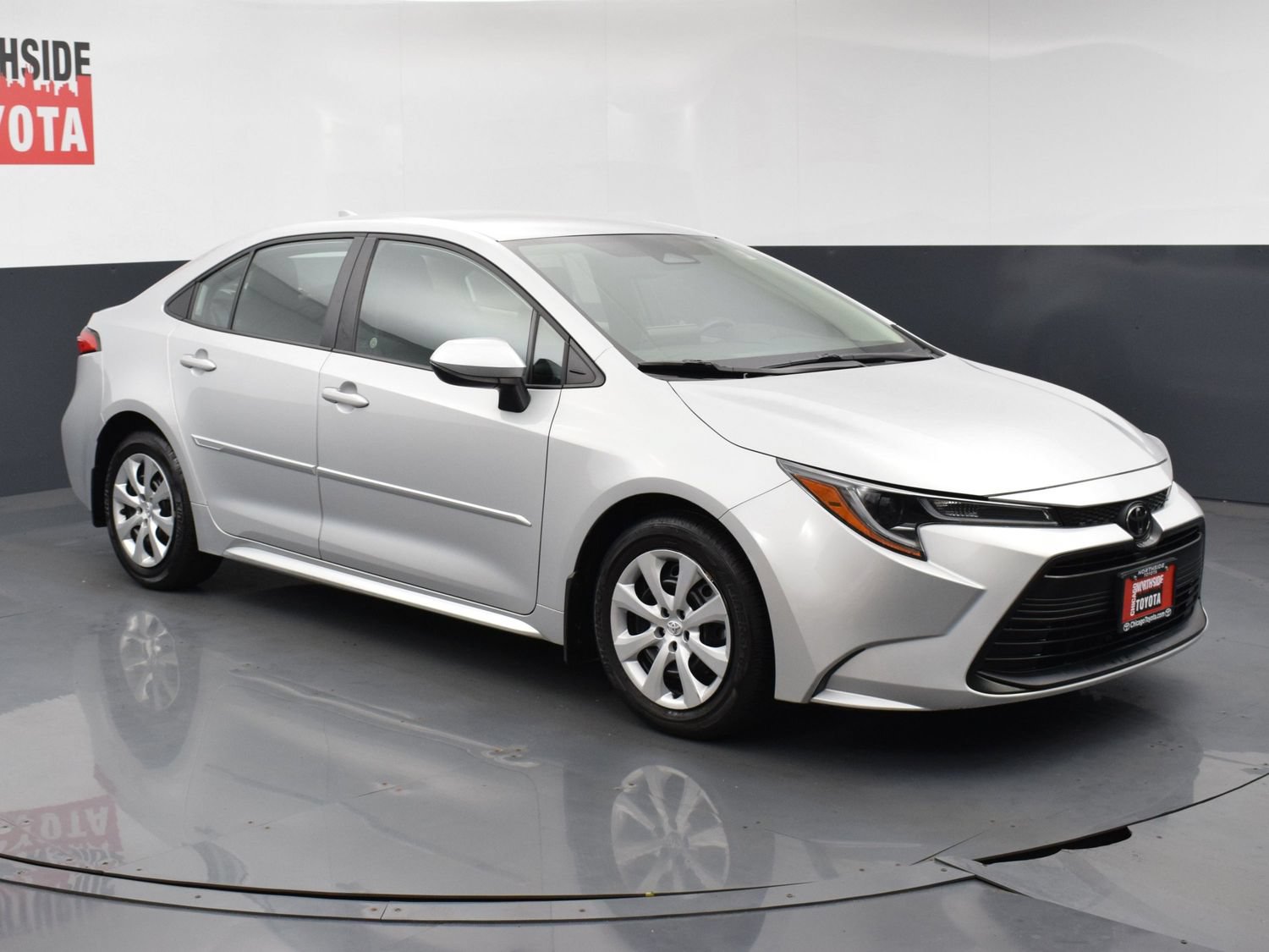 Used 2024 Toyota Corolla LE FWD image 6