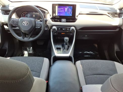 Used 2023 Toyota RAV4 XLE w/ Convenience Package FWD image 17