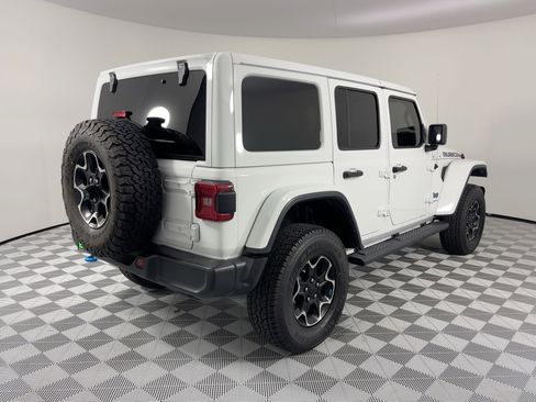 Used 2023 Jeep Wrangler Unlimited Rubicon 4xe image 9
