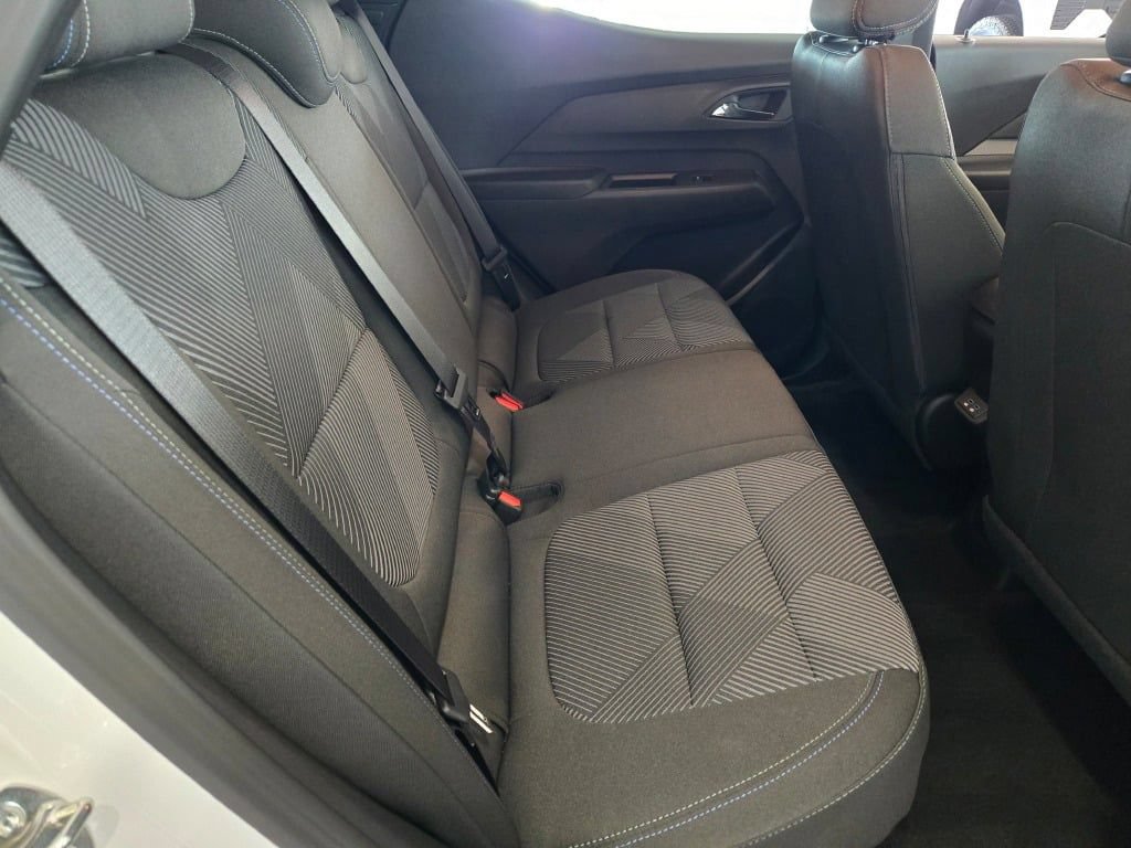 New 2027 Chevrolet Bolt LT w/ Comfort Package FWD image 10