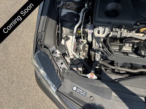 Used 2020 Toyota Camry SE FWD image 27