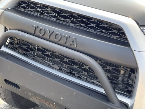Used 2016 Toyota 4Runner Trail Premium AWD/4WD image 36