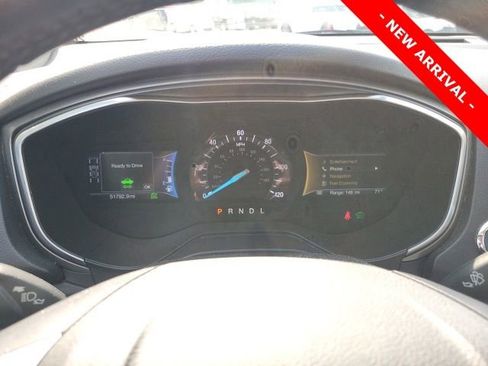 Used 2019 Ford Fusion SEL FWD image 9