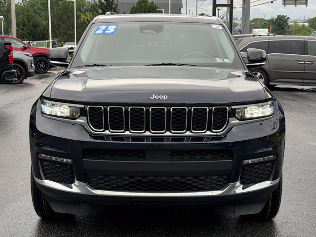 Used 2023 Jeep Grand Cherokee L Limited AWD/4WD image 9