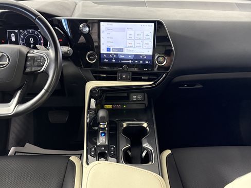 Used 2022 Lexus NX 350 AWD image 11