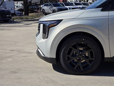 New 2026 Kia Carnival SX Prestige image 5