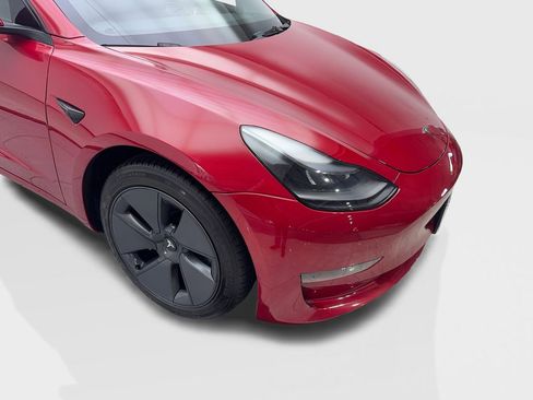 Used 2023 Tesla Model 3 Standard Range image 17