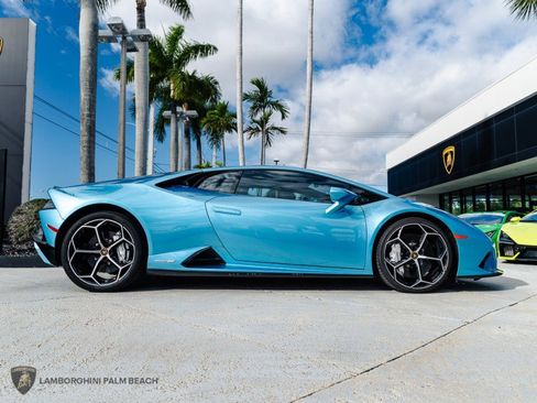 Used 2023 Lamborghini Huracan EVO image 7