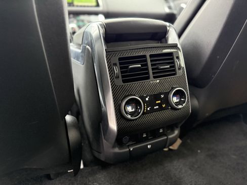 Used 2019 Land Rover Range Rover Sport SVR image 22