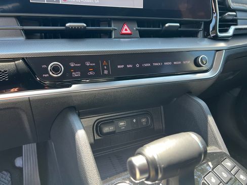 Used 2024 Kia Sportage SX FWD image 27