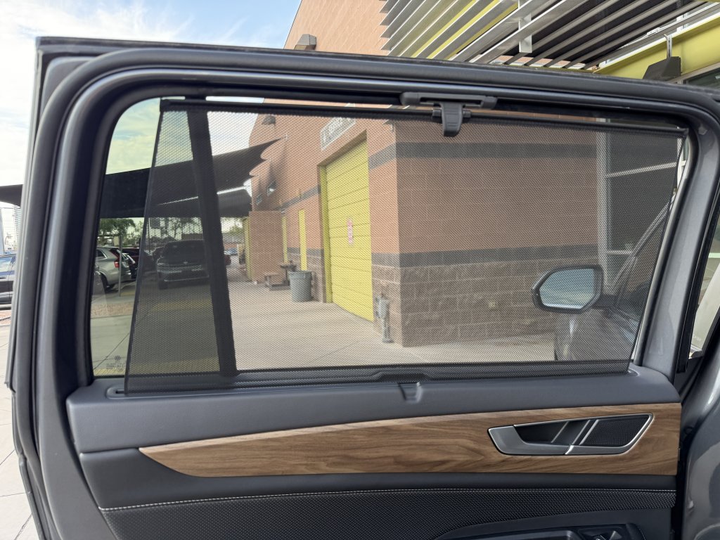Used 2024 Volkswagen Atlas SE w/ Panoramic Sunroof Package FWD image 39