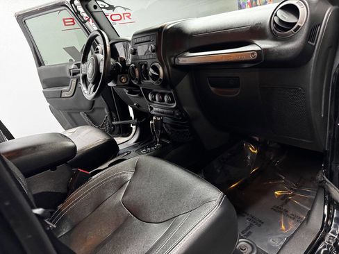 Used 2015 Jeep Wrangler Unlimited Sport w/ Quick Order Package 24S image 45