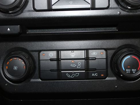 Used 2017 Ford F150 XL w/ XL Power Equipment Group RWD image 27