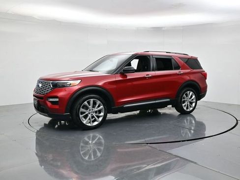 Certified 2021 Ford Explorer Platinum w/ Equipment Group 601A AWD/4WD image 5