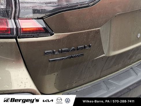 Used 2025 Subaru Outback Onyx Edition image 11