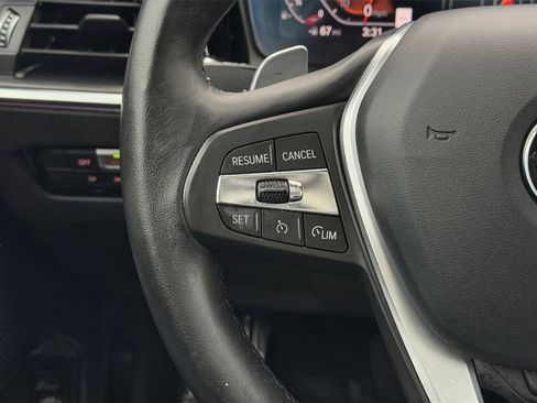 Used 2022 BMW 330i xDrive Sedan w/ Premium Package image 18