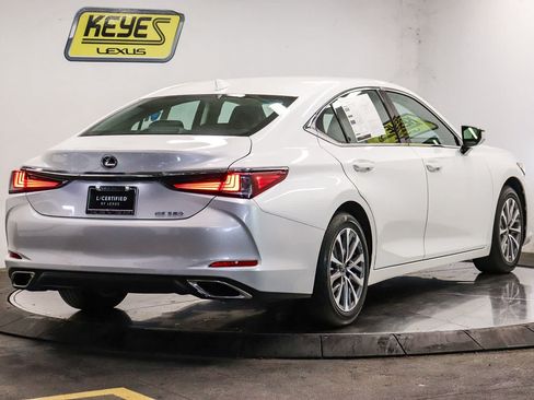 Certified 2025 Lexus ES 350 w/ Accessory Package (Z2) FWD image 4