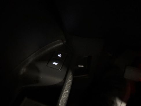 Used 2025 Honda Passport Black Edition image 18