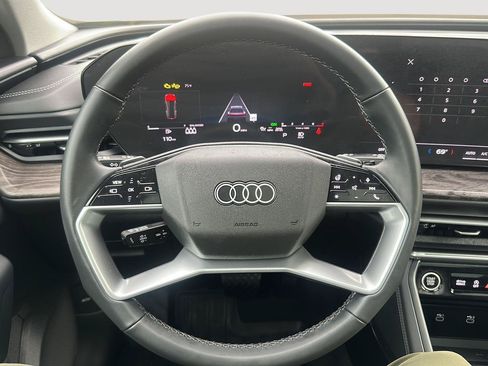 Used 2025 Audi Q5 Premium w/ Convenience Package AWD/4WD image 27