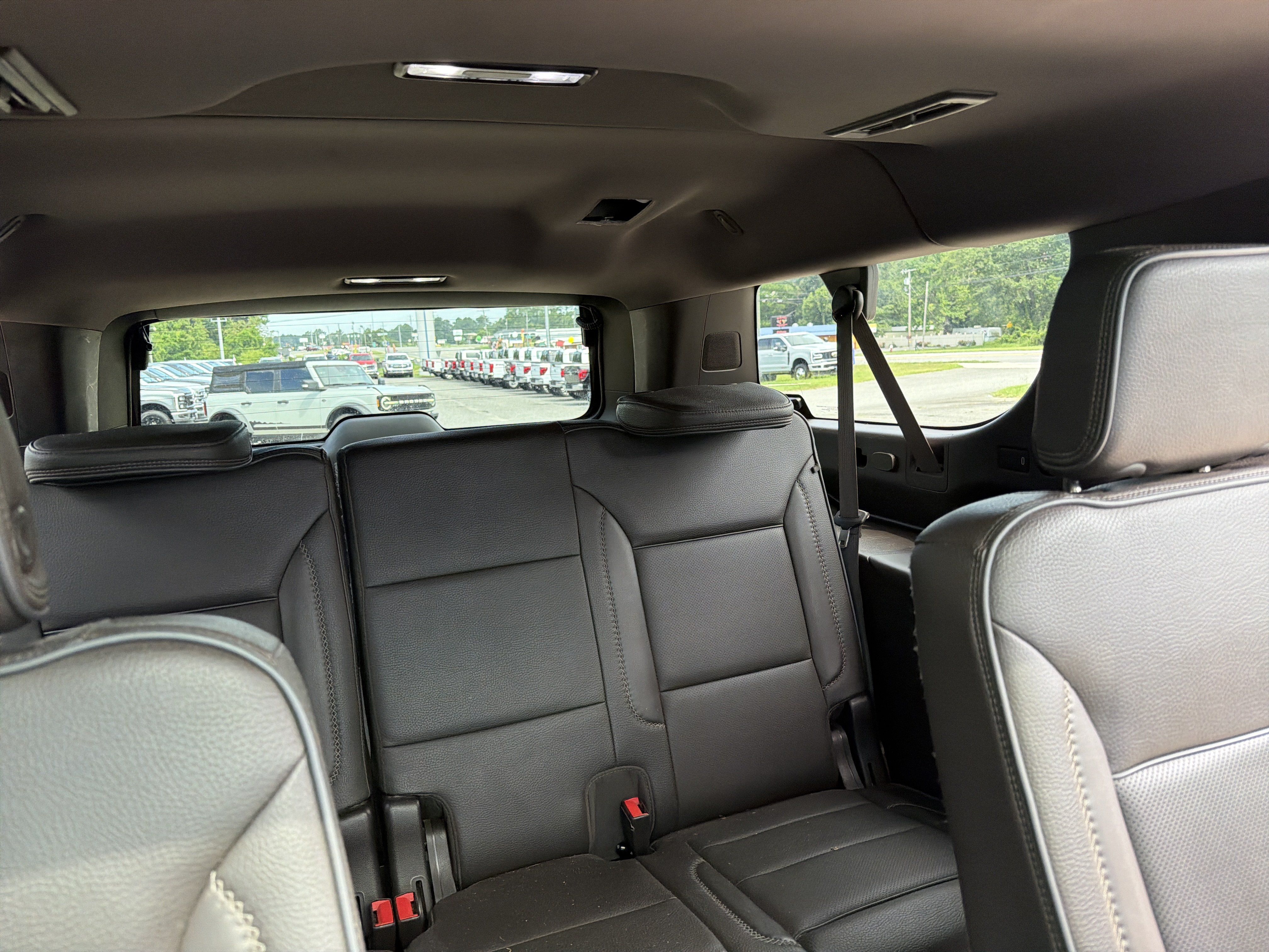 Used 2022 GMC Yukon XL Denali w/ Denali Premium Package AWD/4WD image 22