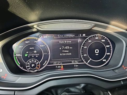Used 2020 Audi Q5 e Premium Plus w/ Premium Plus Package AWD/4WD image 20