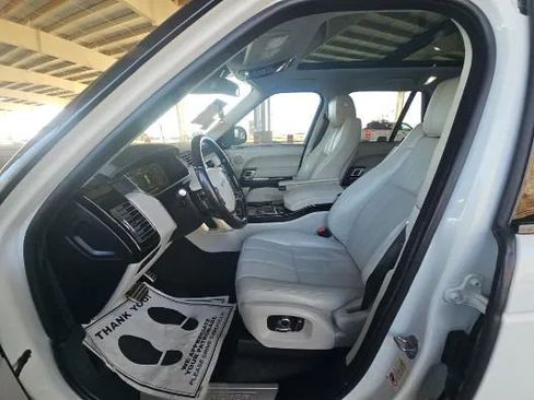 Used 2016 Land Rover Range Rover Supercharged image 9