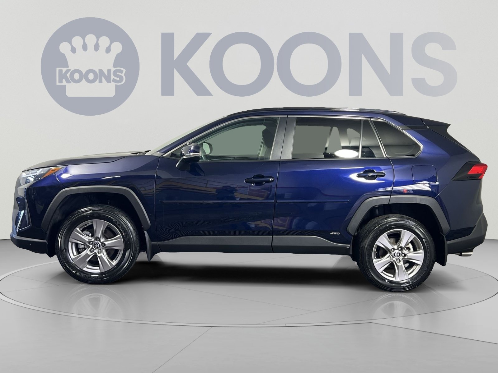 Used 2023 Toyota RAV4 XLE w/ Convenience Package AWD/4WD image 2