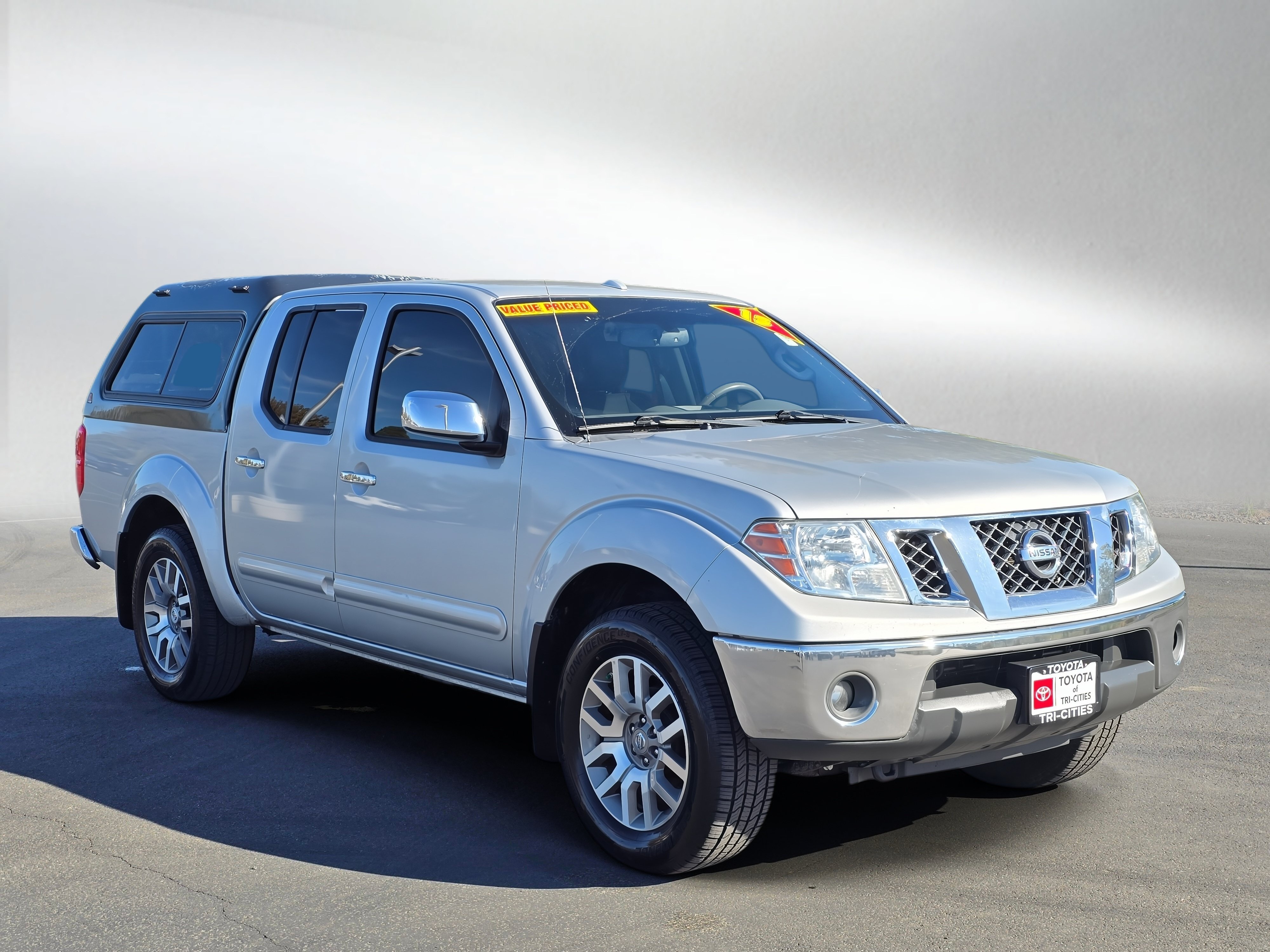 Used 2013 Nissan Frontier SL AWD/4WD image 7