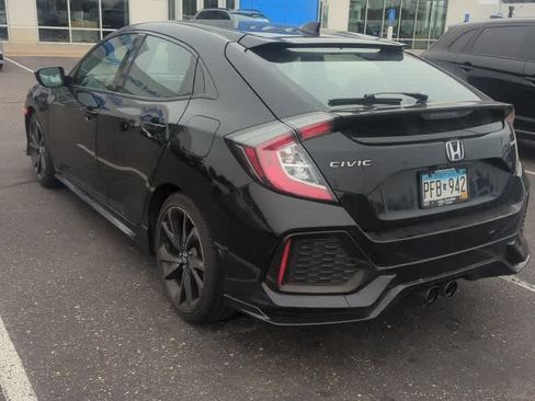 Used 2017 Honda Civic Sport image 4