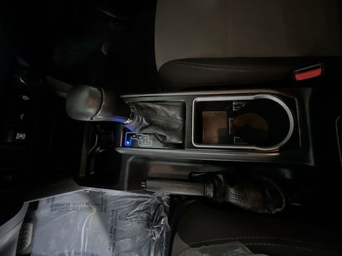 Used 2021 Toyota Tacoma TRD Off-Road RWD image 25