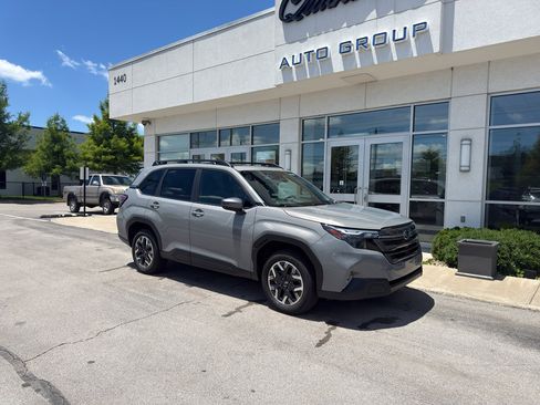 Used 2026 Subaru Forester Premium AWD/4WD image 1