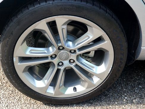 Used 2018 Audi Q3 2.0T Premium image 11