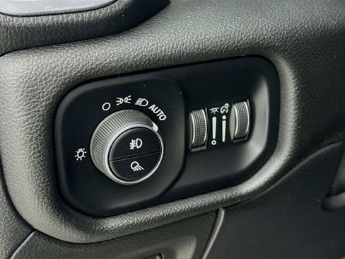 Used 2023 RAM 1500 Laramie image 10