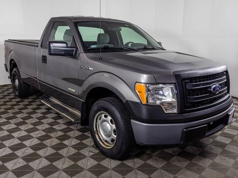 Used 2014 Ford F150 XL w/ Trailer Tow Package RWD image 7