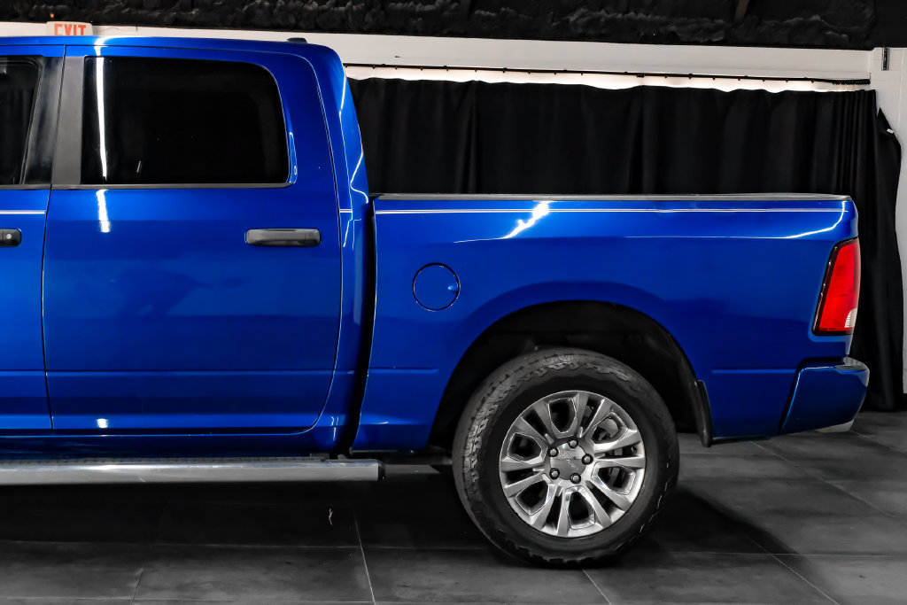 Used 2019 RAM 1500 Express w/ Express Value Package AWD/4WD image 12