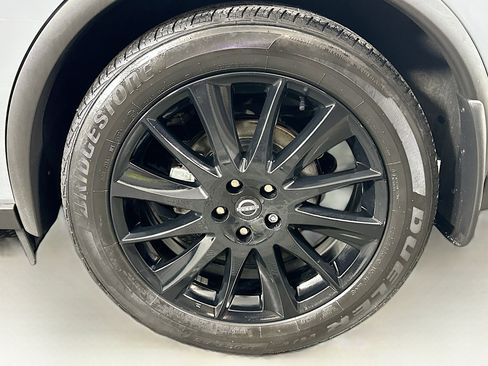 Used 2024 Nissan Murano SV w/ SV Midnight Edition Package image 11