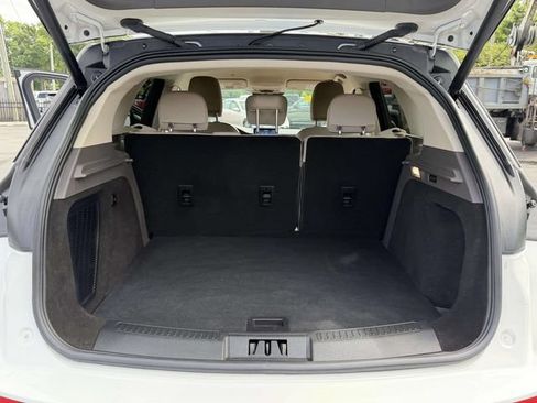 Certified 2022 Lincoln Corsair AWD w/ Equipment Group 101A image 7
