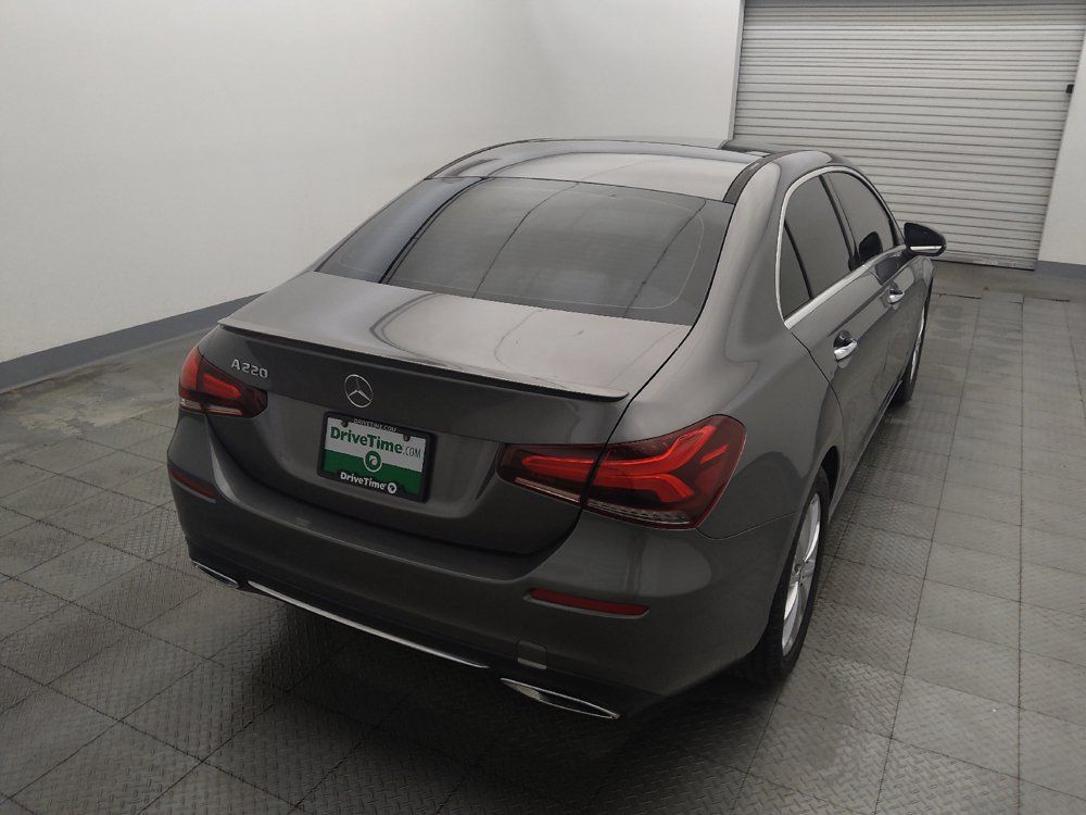 Used 2020 Mercedes-Benz A 220 w/ Premium Package image 7