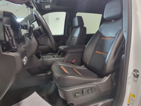 Used 2024 GMC Sierra 2500 AT4 w/ Technology Package image 13