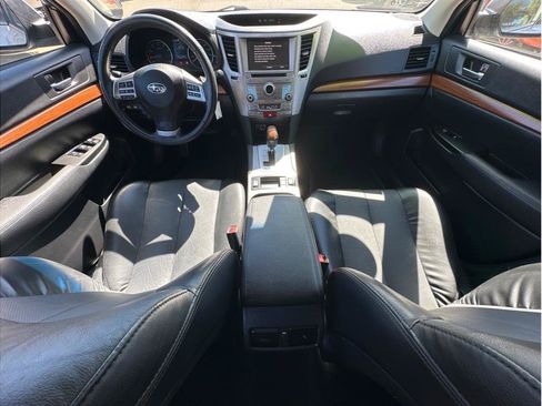 Used 2013 Subaru Outback 3.6R Limited AWD/4WD image 20