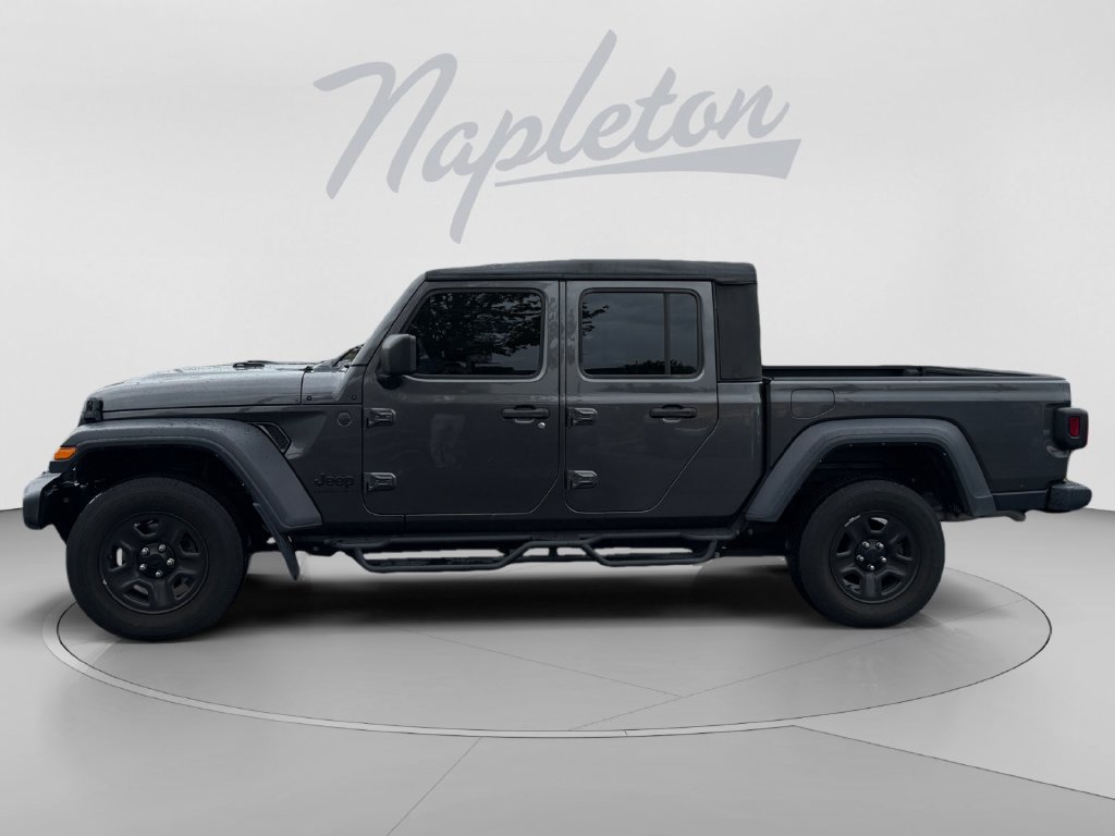 Used 2023 Jeep Gladiator Sport w/ Trailer Tow Package AWD/4WD image 2